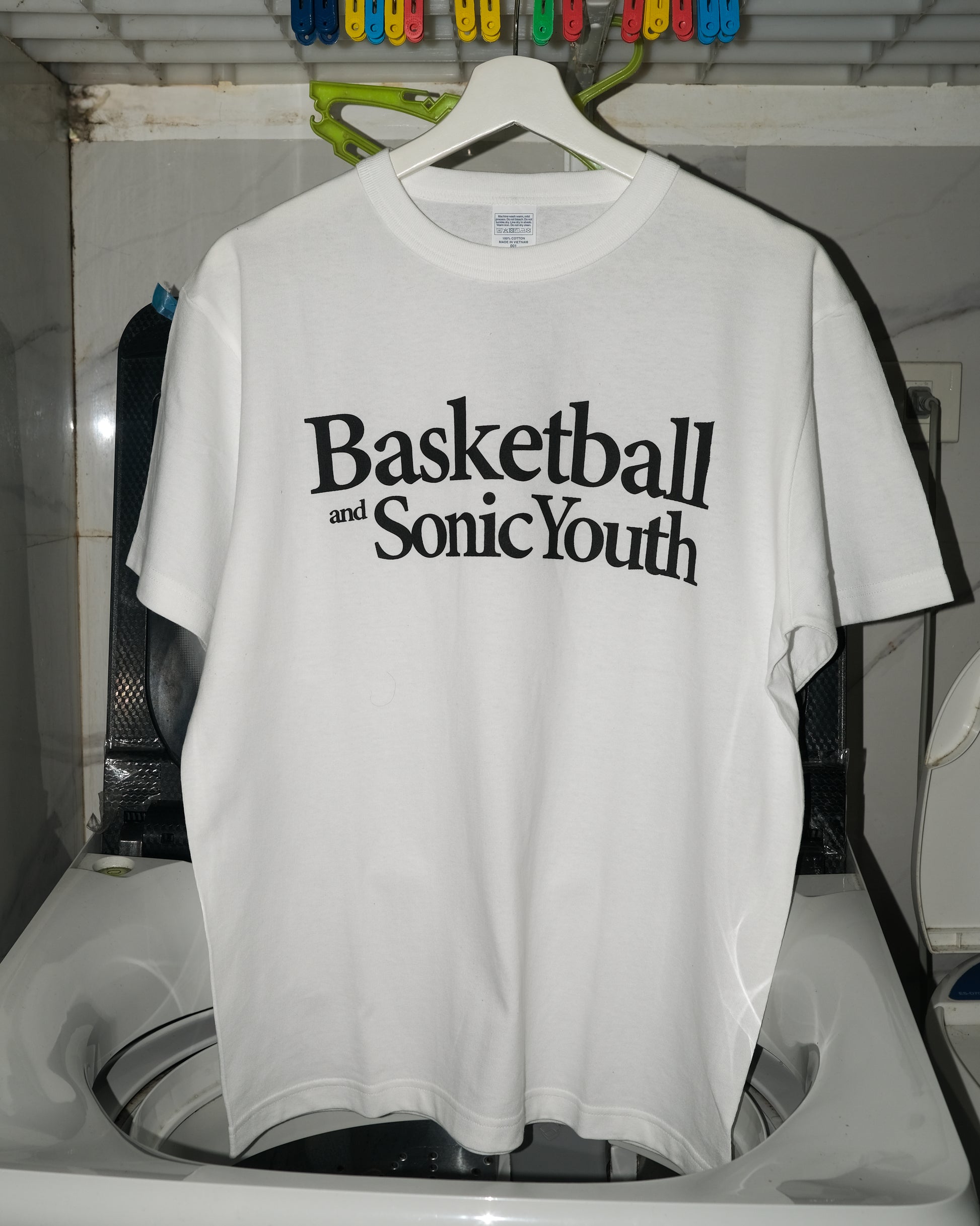 BSY LOGO WHITE TEE - CLASSIC 5.06oz