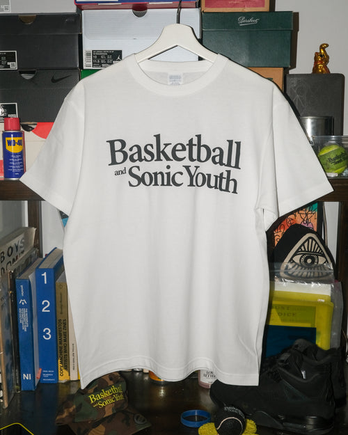 BSY LOGO WHITE TEE - CLASSIC 5.06oz