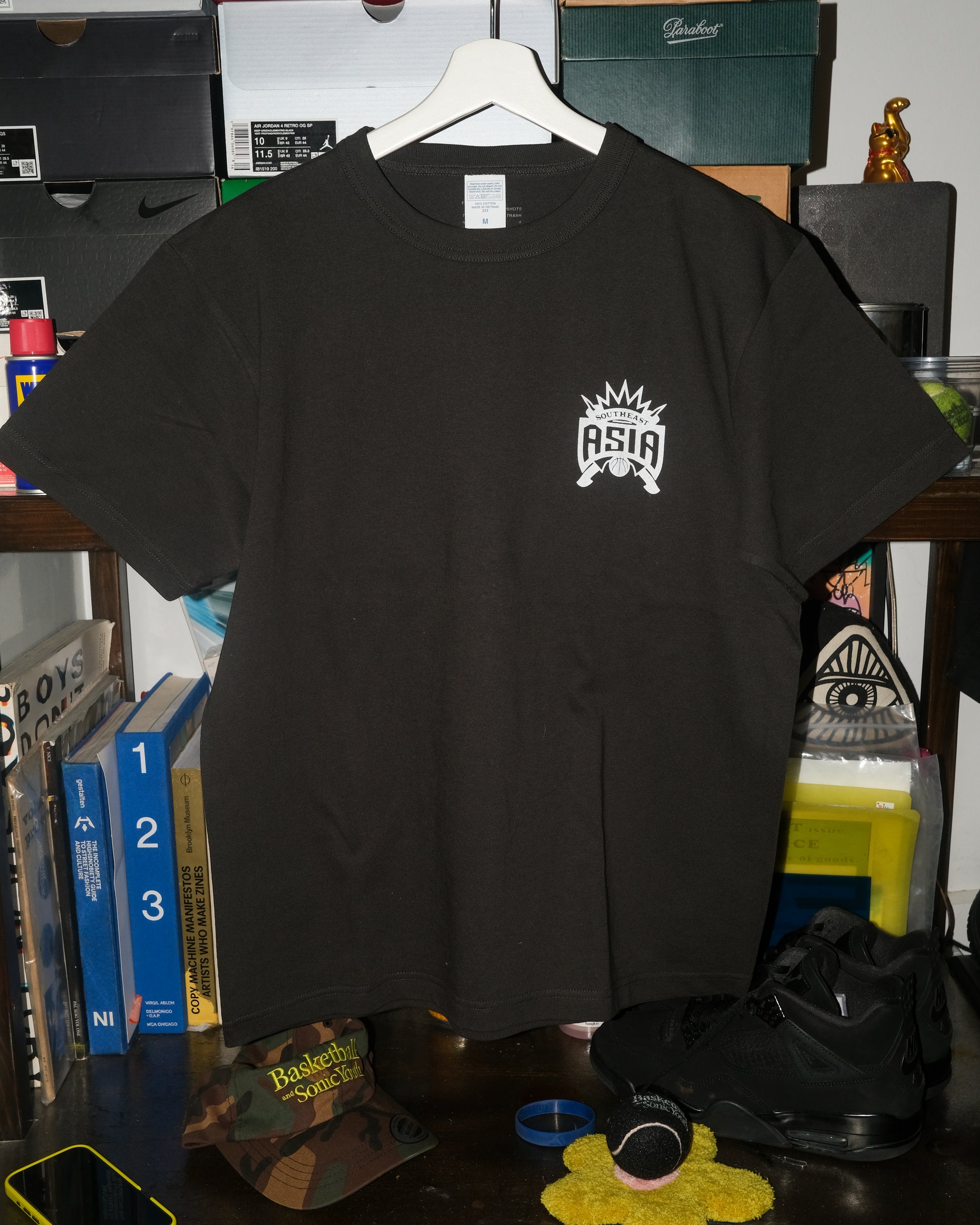 SEA BASKETBALL TEE CLASSIC 5.06oz